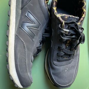 New Balance - Black and leopard